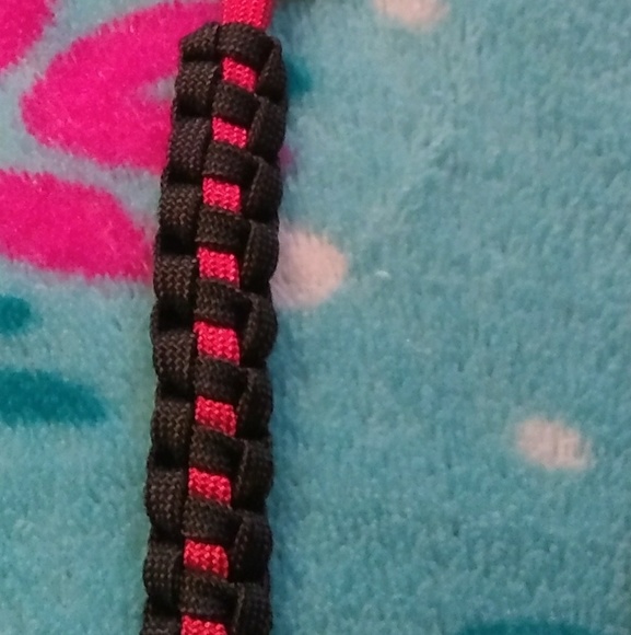 Handmade Thin Line Keychains - Picture 2 of 2